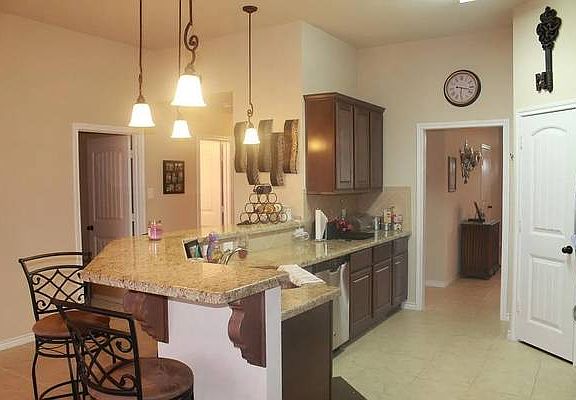 4th image of 1032 Dove Chase Ln