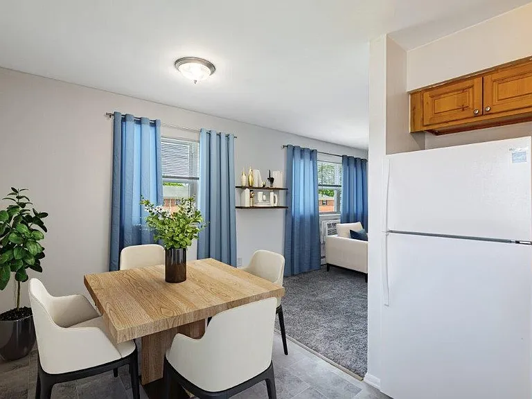 Glen Ellen Apartment Homes — Photo 3