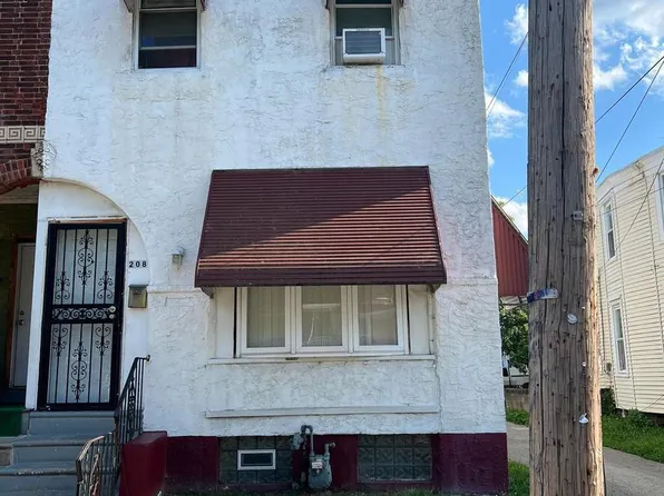 208 Walnut St, Darby, PA 19023