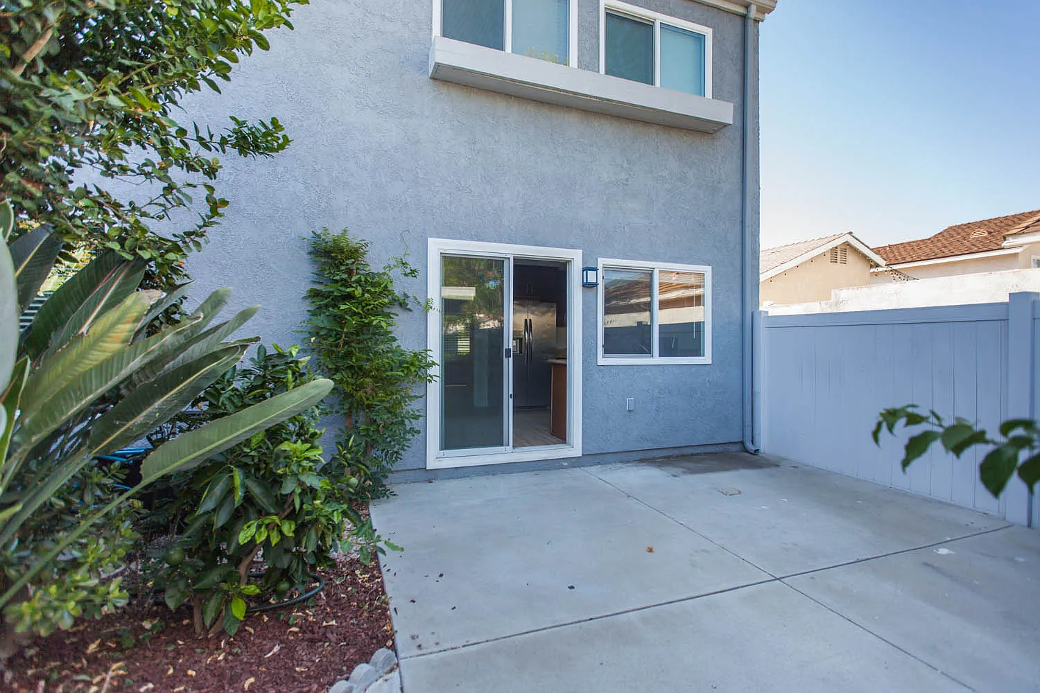 2 bed, 921 sqft, $3,200 — Photo 4