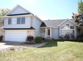 1305 Moundview Ln, Decatur, IL 62526