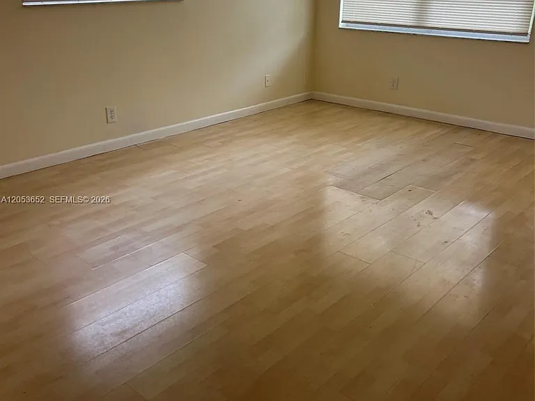 331 S J St #4 — Photo 12