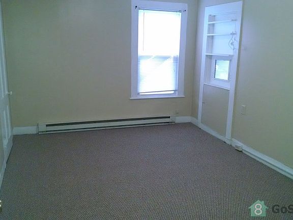 5th image of 47 Linden St