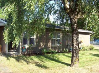 1180 SE 3rd Ave, Mill City, OR 97360