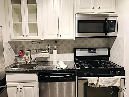 Rented by LandSeair Real Estate Group | media 6