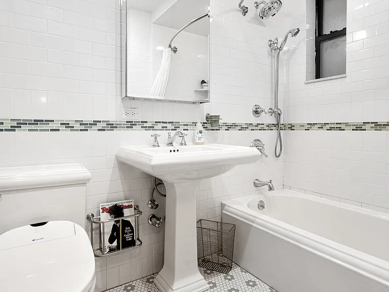 69 Pineapple St #6 — Photo 10