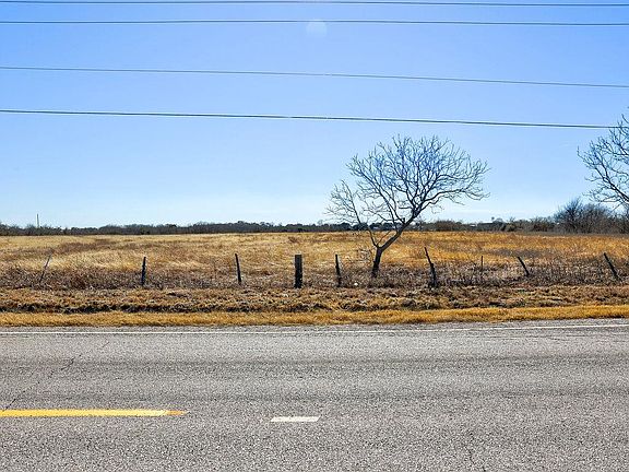 4th image of 1015 N Main St