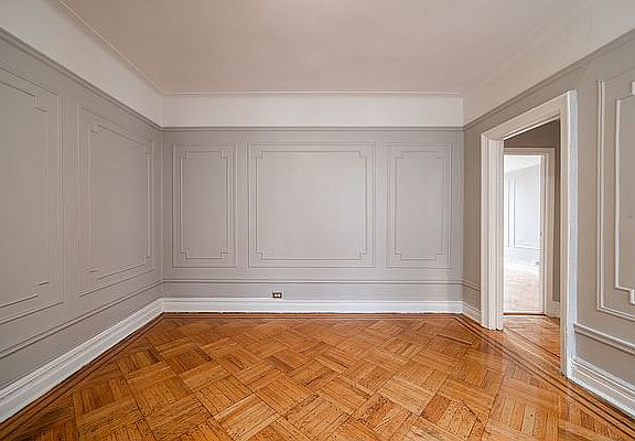 4th image of 880 47th St #C5