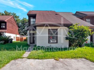 7621 Melissa Ct N, Jacksonville, FL 32210