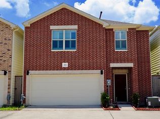 3713 Main Poplar Dr, Houston, TX 77025