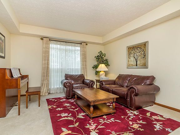 3rd image of 7680 Tullymore Dr
