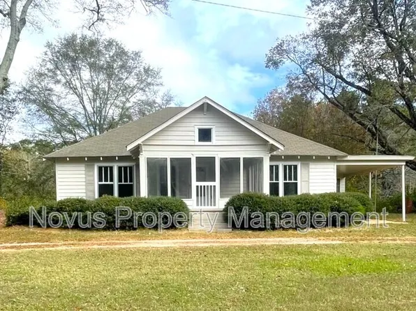 586 McKenzie Bridge Rd, Carrollton, GA 30116