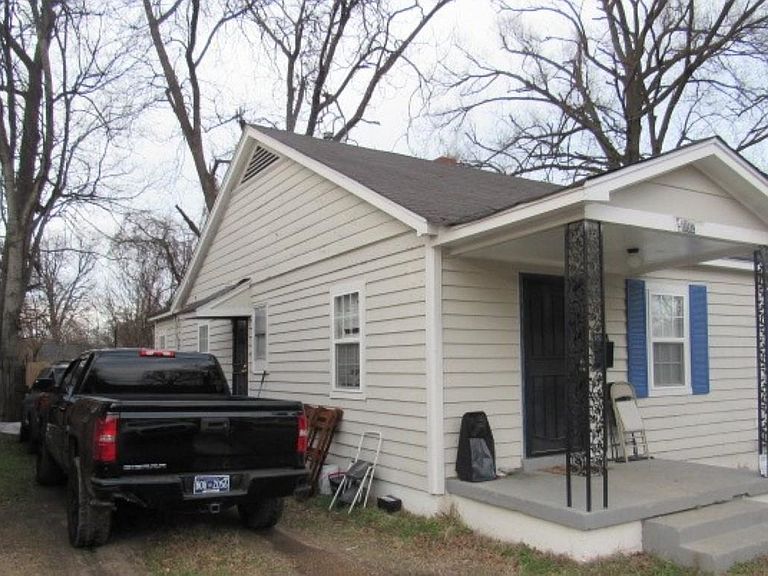 Listing photo 2