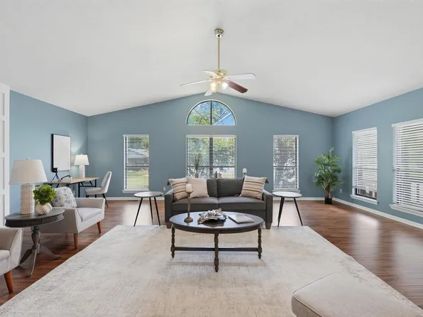7807 Hixson Pike, Hixson, TN 37343