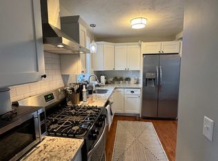 29 1/2 10th St, Providence, RI 02906