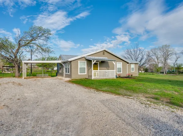 611 Harms Dr, Springtown, TX 76082