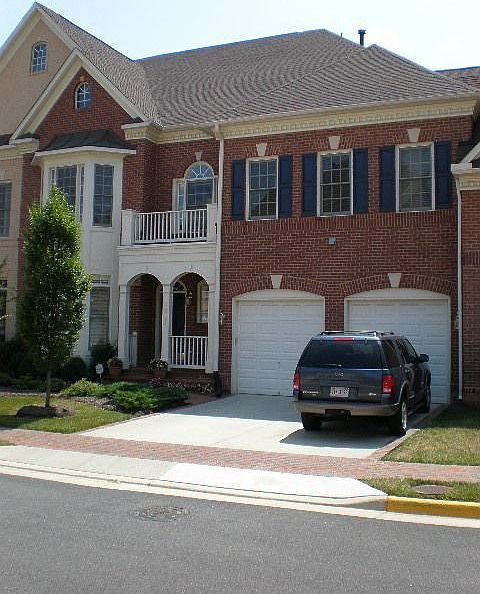 Colonial Front