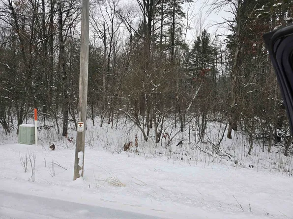 Jacklin Heights Cir #5 & 6, Crivitz, WI 54114