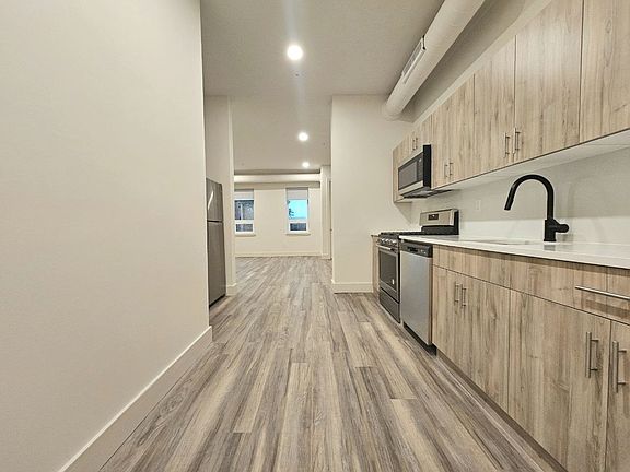 3rd image of 45 Washington St E #7
