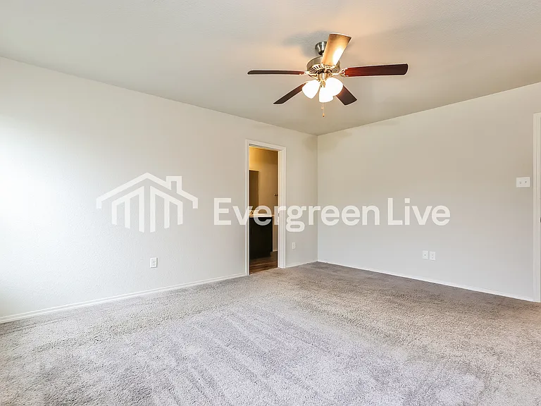 101 Cedar Creek Loop — Photo 10