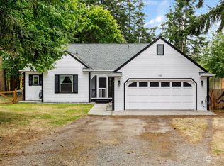 1006 NE Pennington Loop, Coupeville, WA