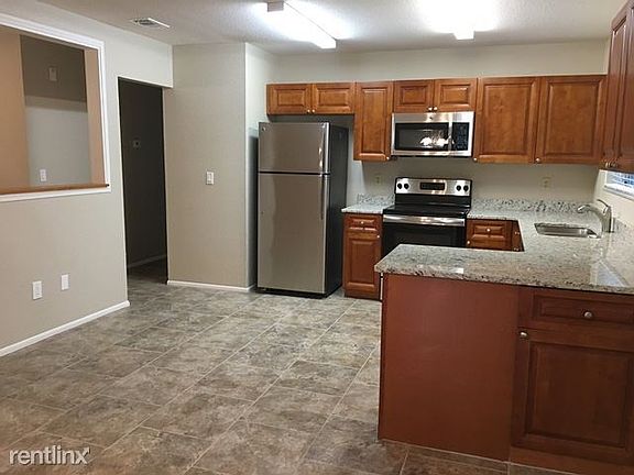 5th image of 4542 Baroda Ave