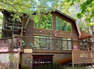 13 Dirk Ln, Flat Rock, NC 28731