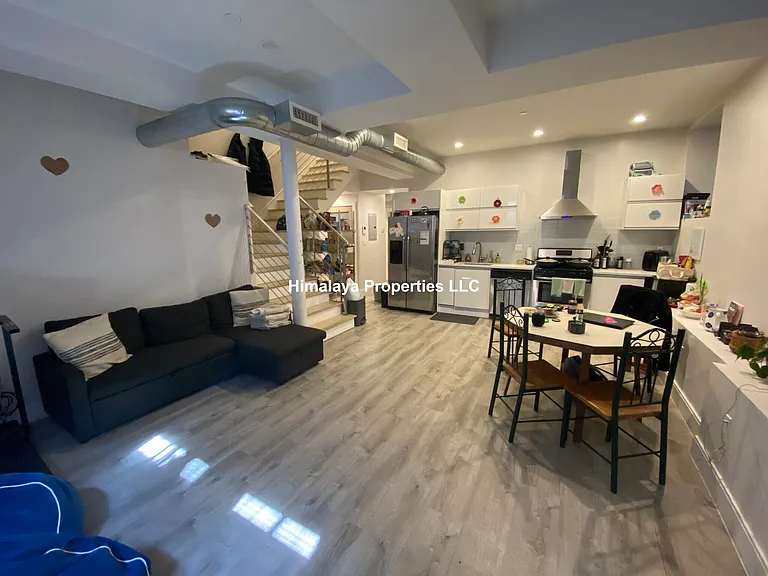 407 Dudley St #1 — Photo 7