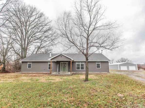 9350 Leisure Ln, Marion, IL 62959