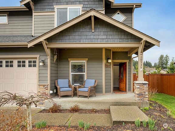 3rd image of 10535 Buccaneer Place NW