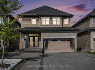 748 Fiddlehead St, Ottawa, ON K1T 0N1
