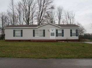 94 Treetop Ln, Science Hill, KY 42553