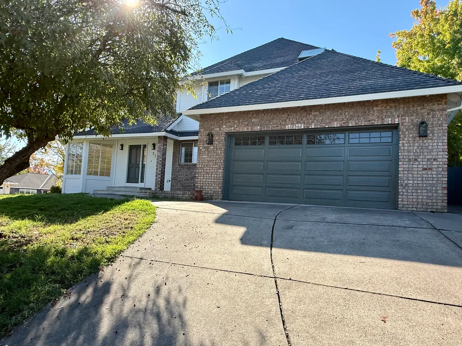 4 bed, 2.5 bath, 2577 sqft, $2,295 — Photo 2