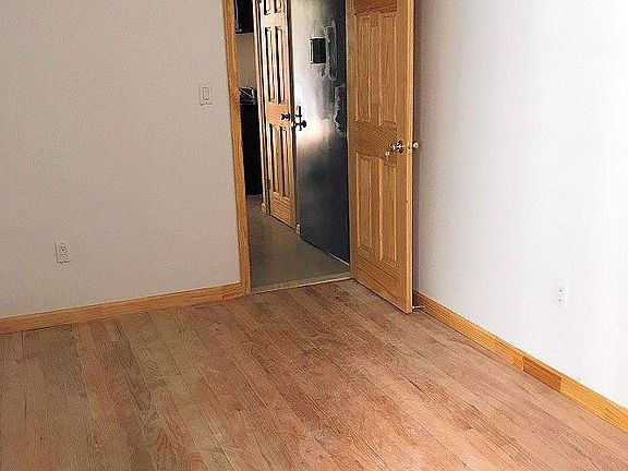 2nd image of 47 Catherine St APT 4C