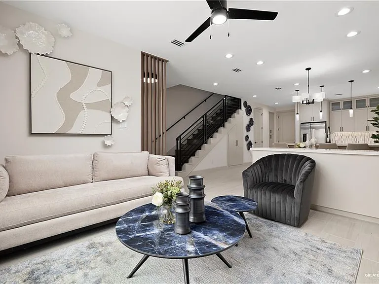 225 Canary Ave — Photo 10