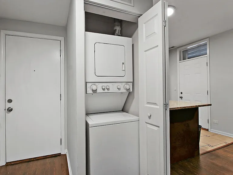 4501-4503 N Milwaukee/5116-22 Sunnyside — Photo 9