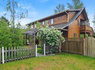 7501 NE Baker Hill Rd, Bainbridge Island, WA 98110