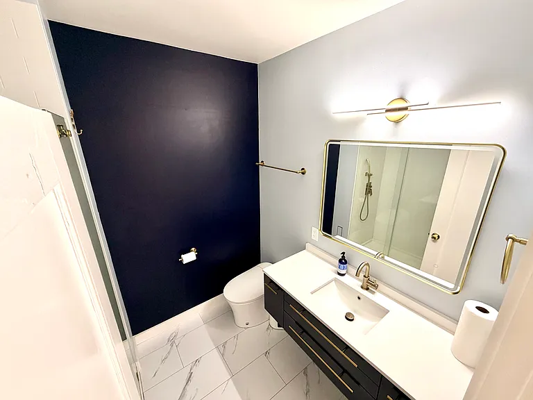 2419 W Regan Ave — Photo 18