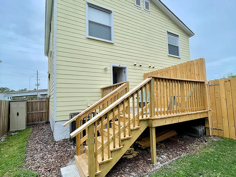 2219 Pine Pl — Photo 31