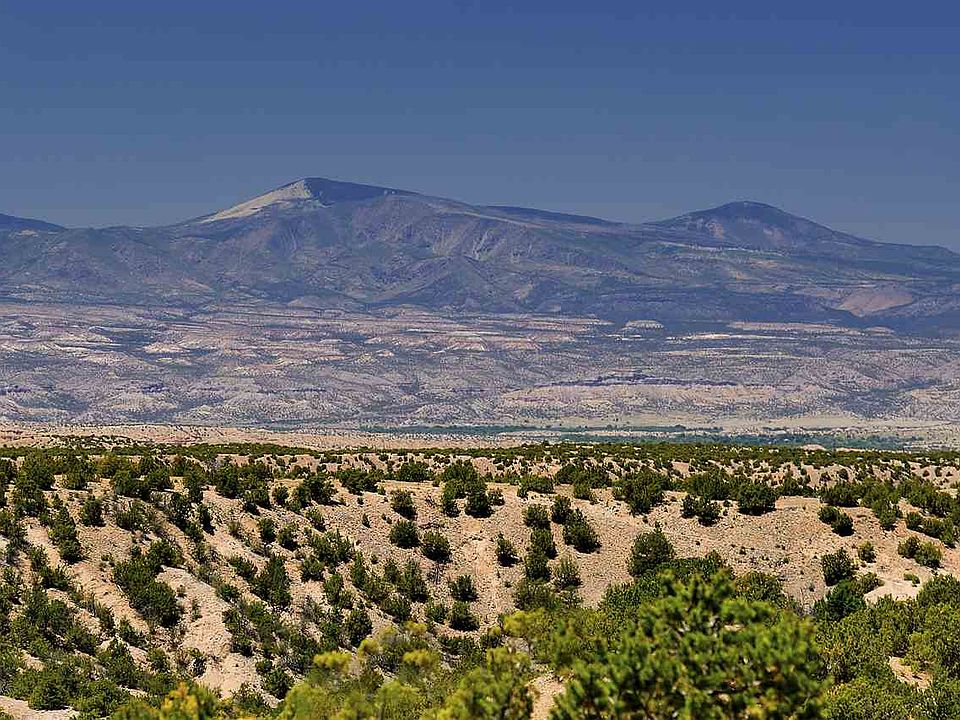 1st image of 42 Vista Redonda