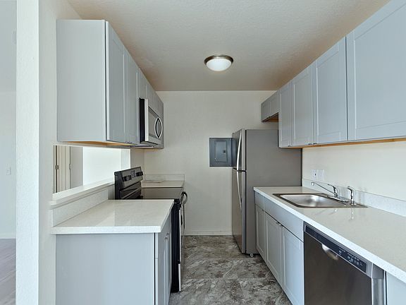 5th image of 3024 NE 145th St APT 2