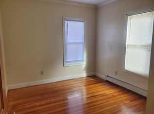 26 Noel St #1, Springfield, MA 01108