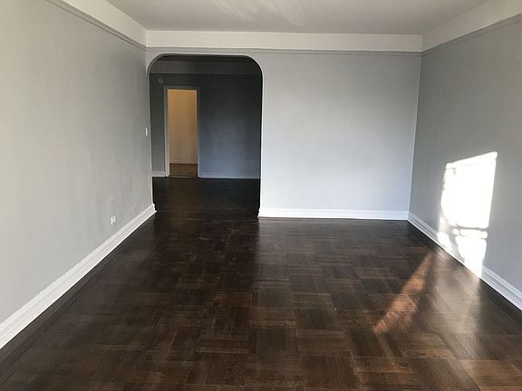 5th image of 4720 42nd St APT 2D