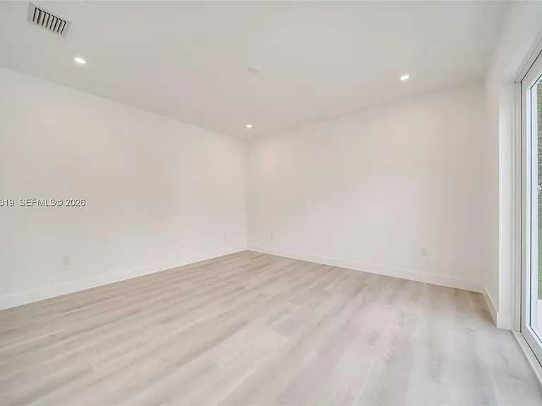 8990 N Miami Ave — Photo 41
