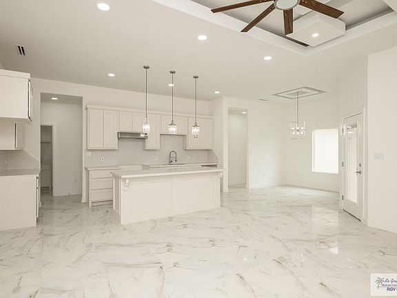 5th image of 104 Justice Cir