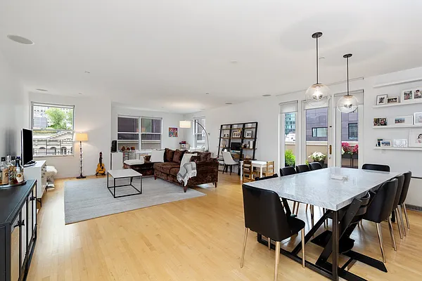 Rented by Olshan Realty | media 4