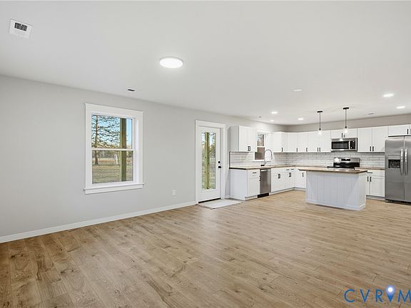 2nd image of 23 Greenwood Dr