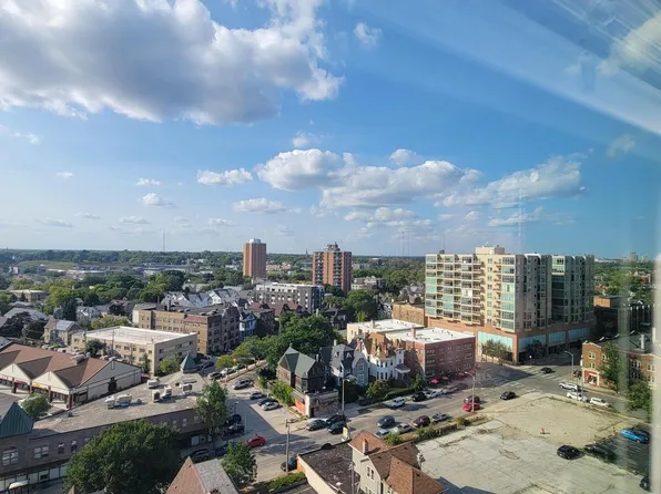 1707 North Prospect AVENUE #13C, Milwaukee, WI 53202