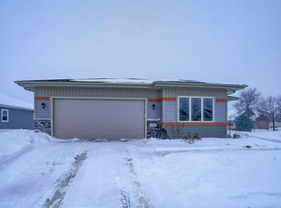 2009 Taylor Trl, Prairie Du Sac, WI 53578