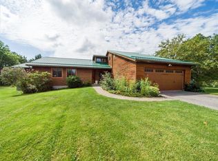 5750 Rossier Rd, Canandaigua, NY 14424